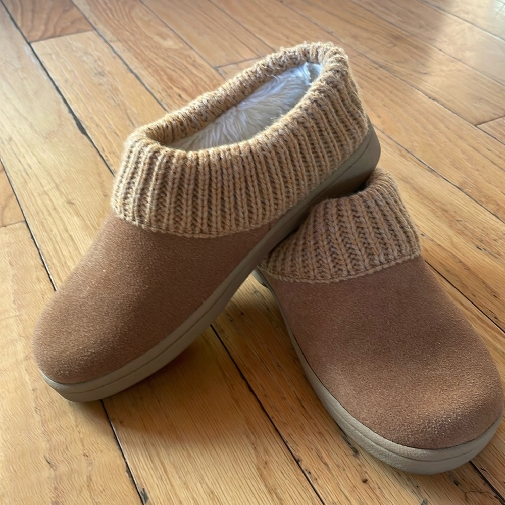 Slipper clogs